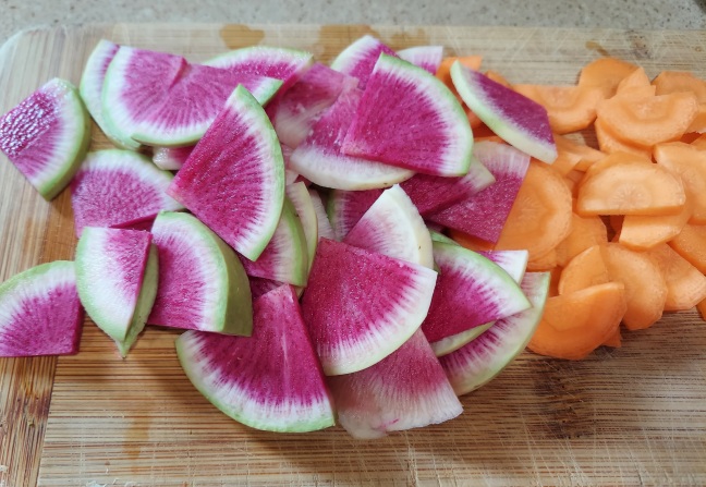 watermelon radishes and carrots